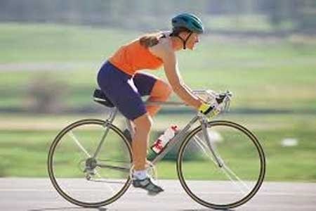 نقش عضلات شکمی در دوچرخه سواری